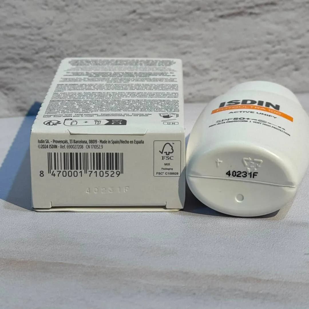 ضد آفتاب ضد لک اکتیو یونیفای ایزدین بدون رنگ Isdin Photoultra 100 Active Unify Sunscreen — تصویر ۶