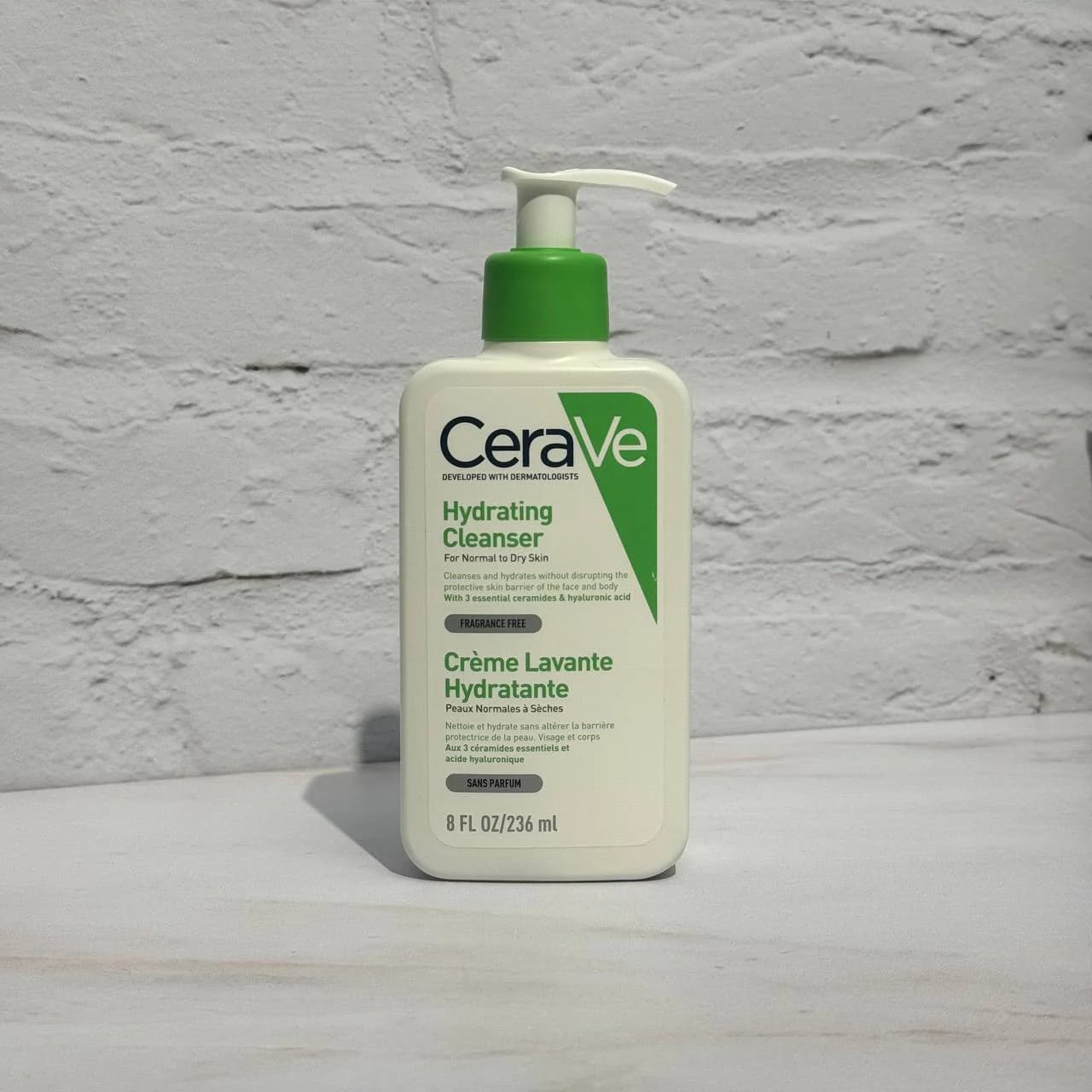 فوم شستشوی صورت سراوی مخصوص پوست نرمال تا خشک 236 میل Cerave Hydrating Cleanser For Normal To Dry Skin — تصویر ۴