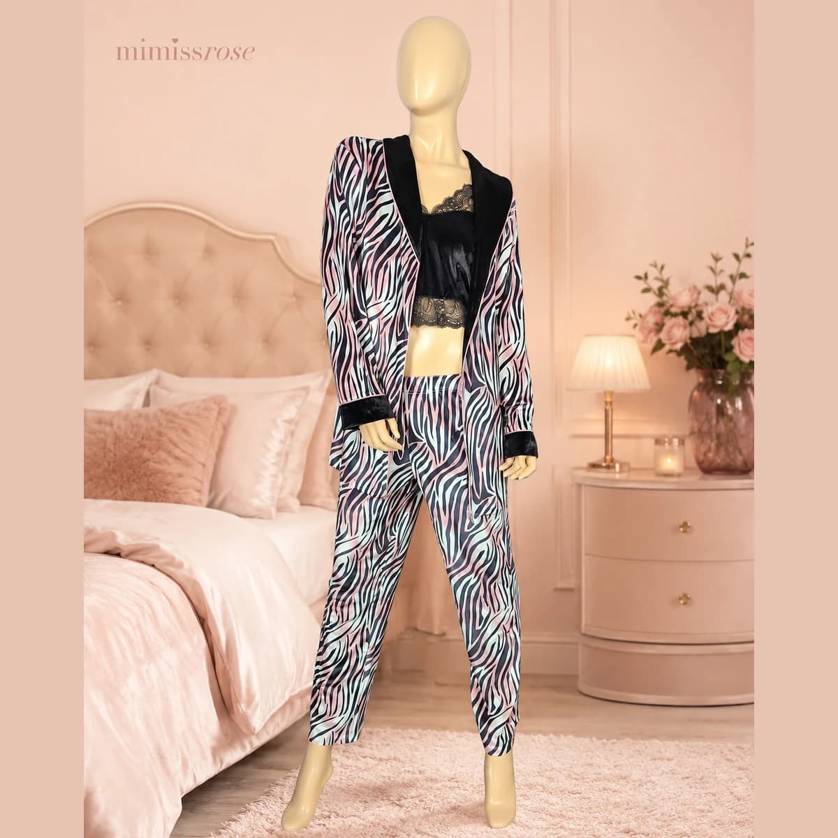 ست لباس خواب مخمل ۳ تکه طرح زبرا Wild Velvet Mood