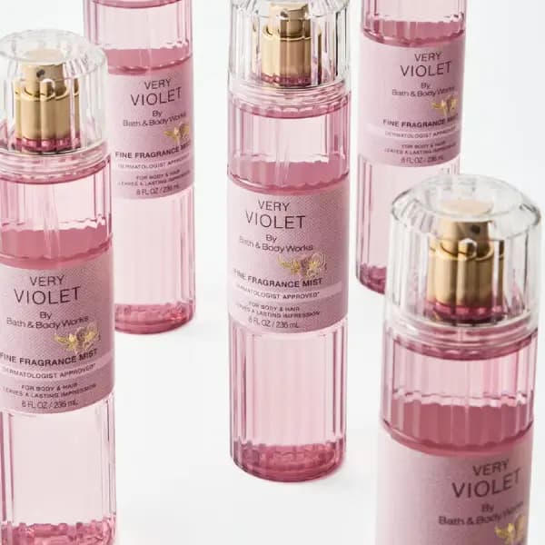 بادی اسپلش زنانه بث اند بادی ورکز وری وایولت Bath & Body Works Very Violet Fine Fragrance Mist — تصویر ۲