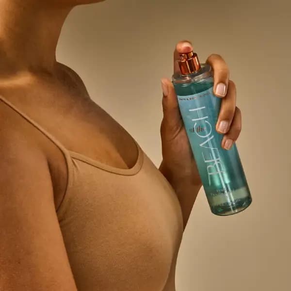 بادی اسپلش زنانه بث اند بادی ورکز ات د بیچ Bath & Body Works At the Beach Fine Fragrance Mist — تصویر ۴