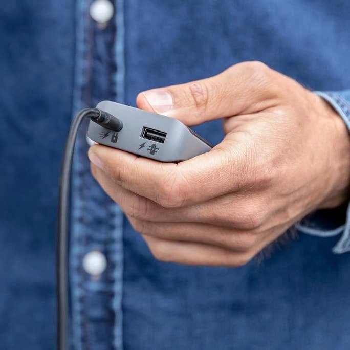کابل شارژ تایپ سی به تایپ سی MOPHIE طول 1 متر — تصویر ۶