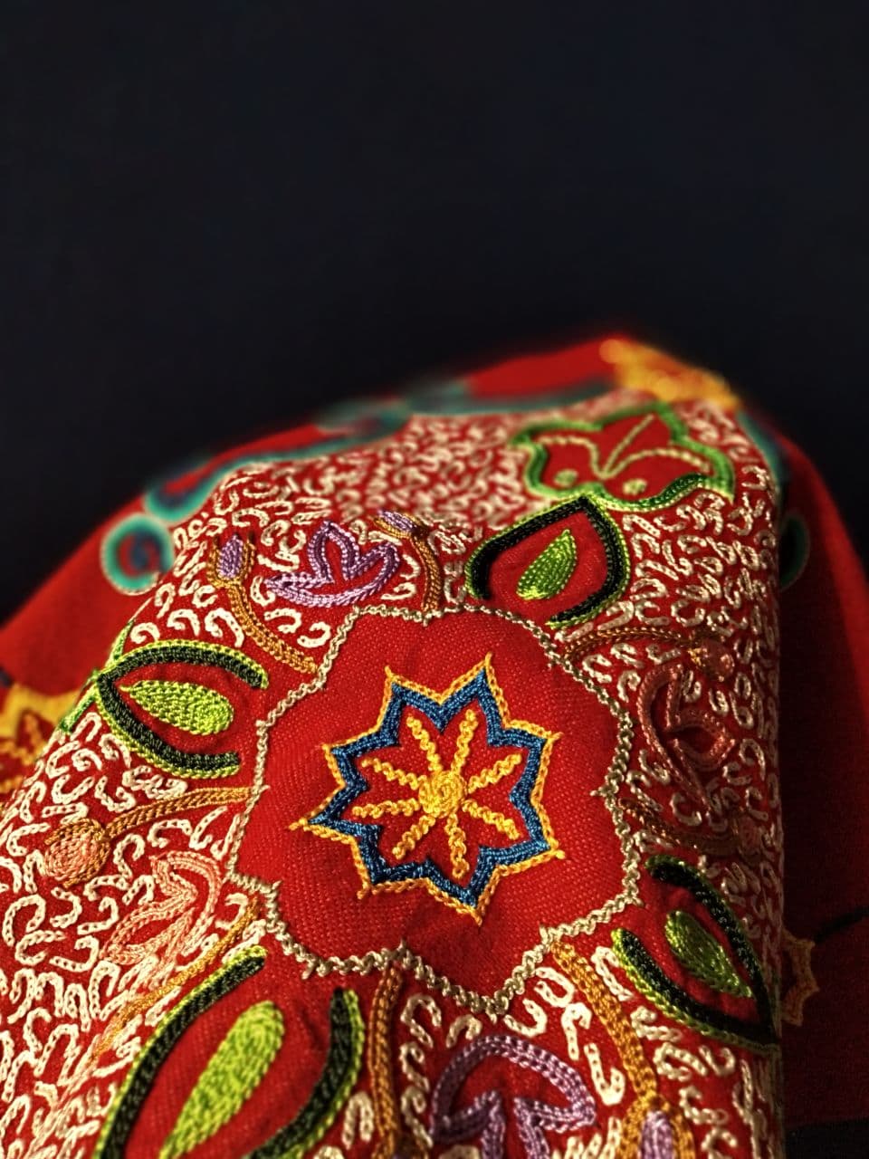 رومیزی رشتی دوزی — تصویر ۲