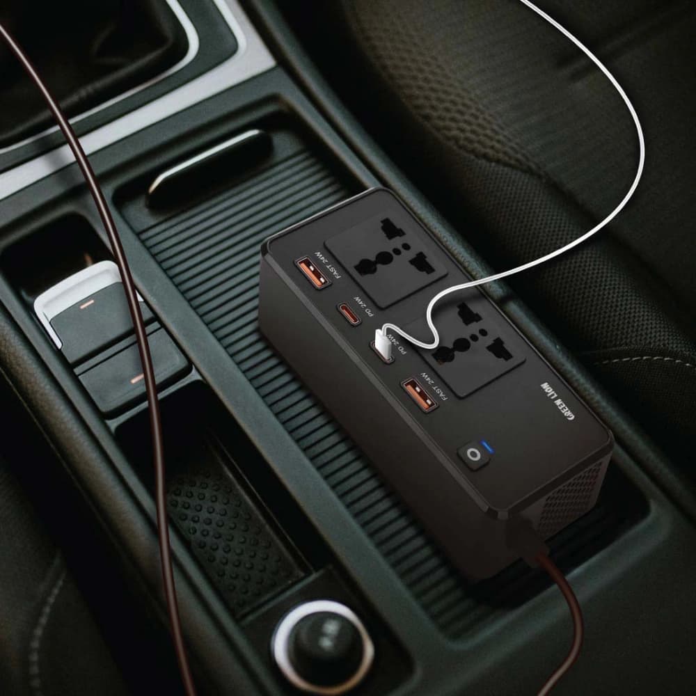اینورتر 200 وات گرین لاین مدل Green Lion GC-200، شارژ سریع با 2 پریز AC و 4 پورت USB، مناسب سفر و خودرو — تصویر ۵