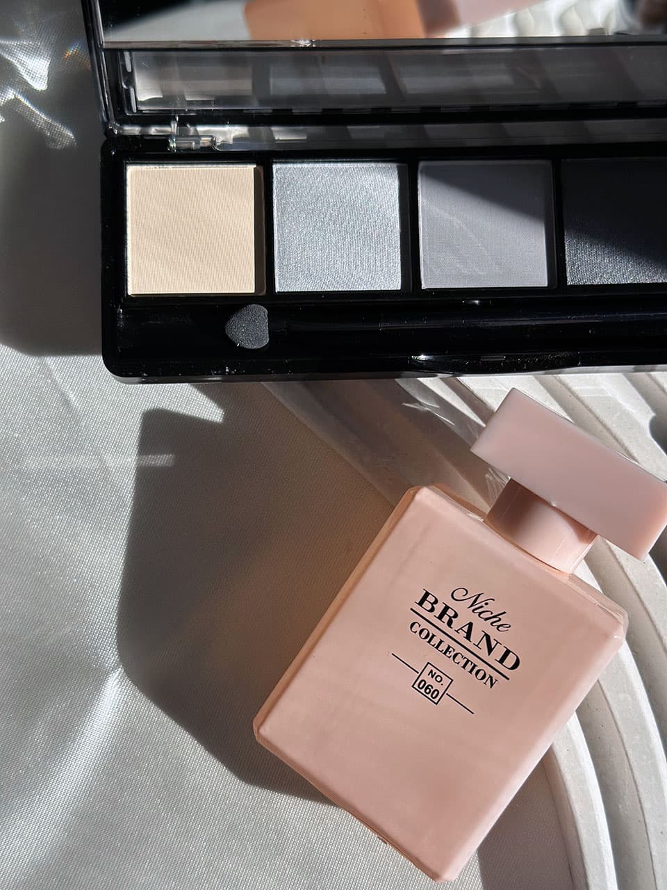 ادکلن برند کالکشن کد 060 Narciso Rodriguez for her EDP ادو پرفیوم حجم ۲۵ میلیلیتر — تصویر ۴