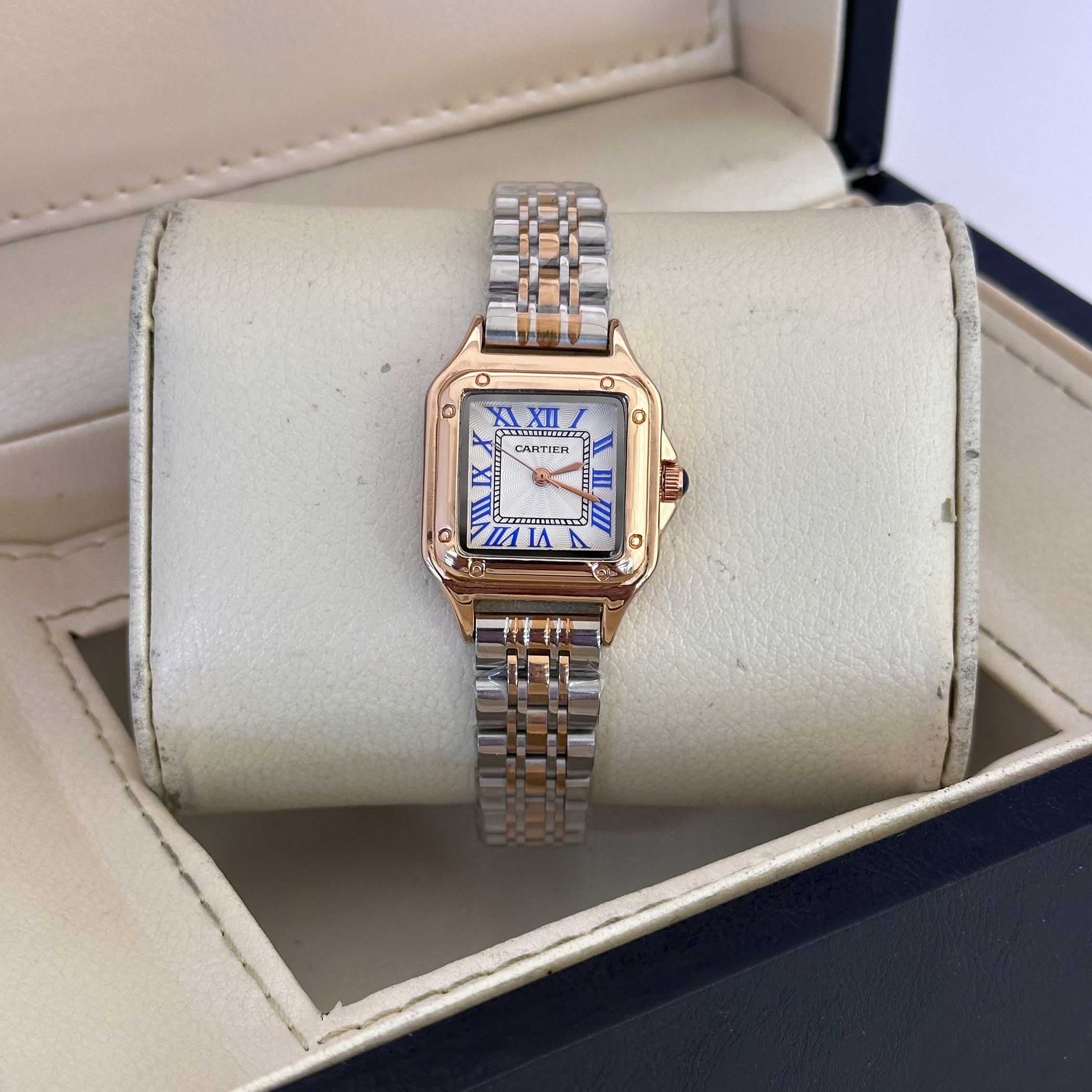 ساعت مچی عقربهای زنانه کارتیر سانتوس مدل Cartier Santos — تصویر ۴