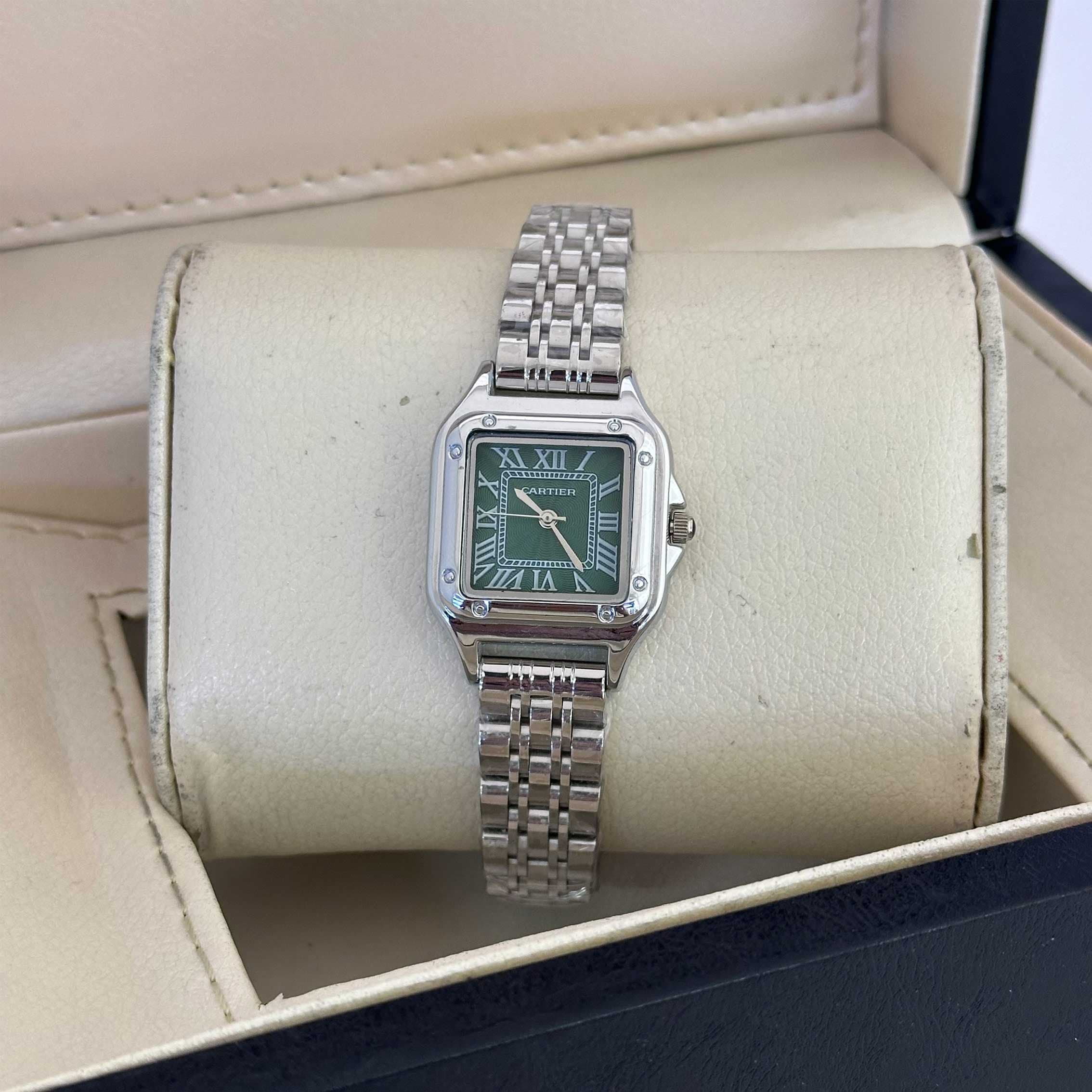 ساعت مچی عقربهای زنانه کارتیر سانتوس مدل Cartier Santos — تصویر ۶