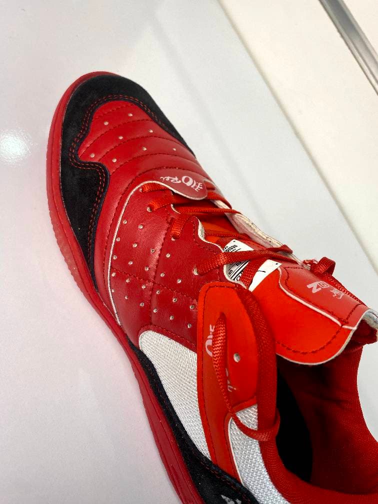 کفش سالنی اتلتا قرمز Athleta red — تصویر ۴
