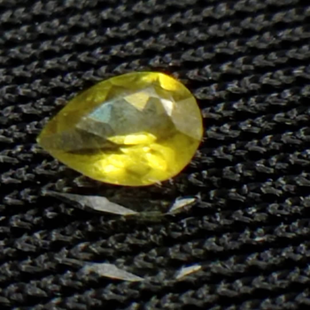 جواهر دمانتوئید D141