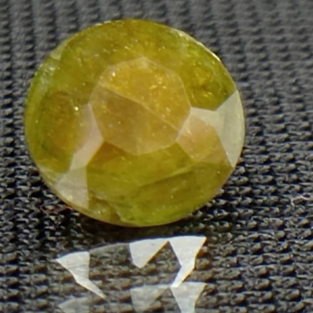 جواهر دمانتوئید D124