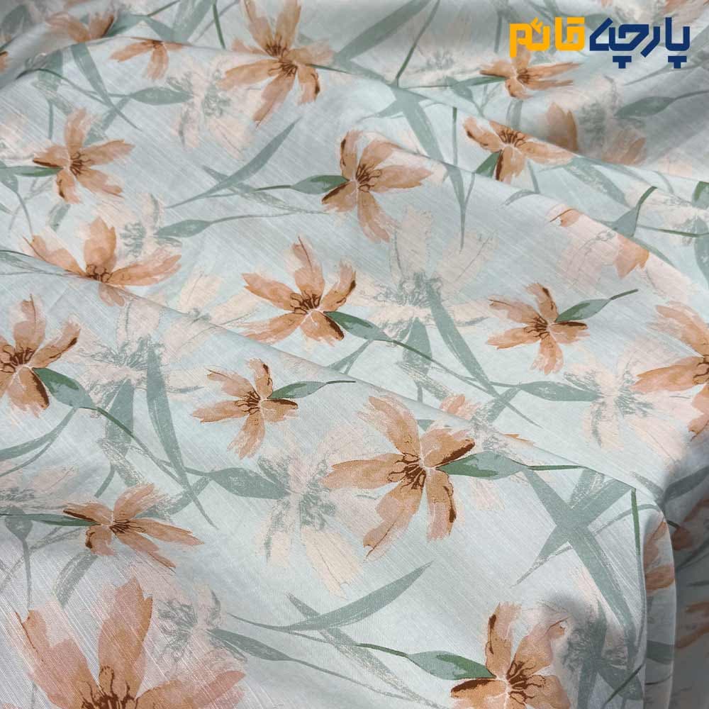 پارچه بهاره و تابستانه لینن طرحدار ایتالیایی زمینه آبی روشن گل شیپوری کد9582 — تصویر ۳
