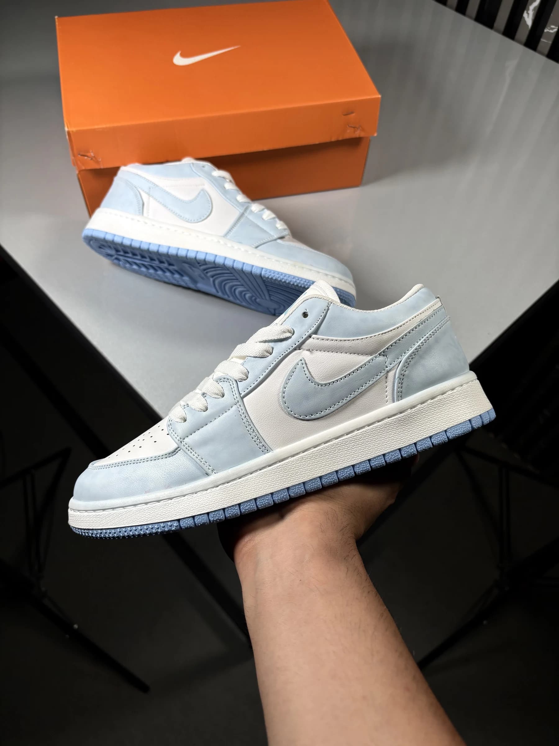 کتونی نایک جردن وان ساق کوتاه آبی / کد 4022 — تصویر ۳