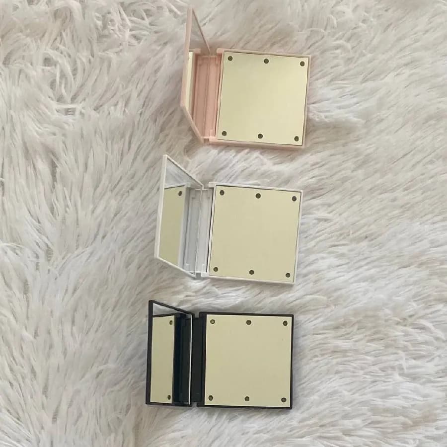 آینه چراغدار مربعی — تصویر ۳