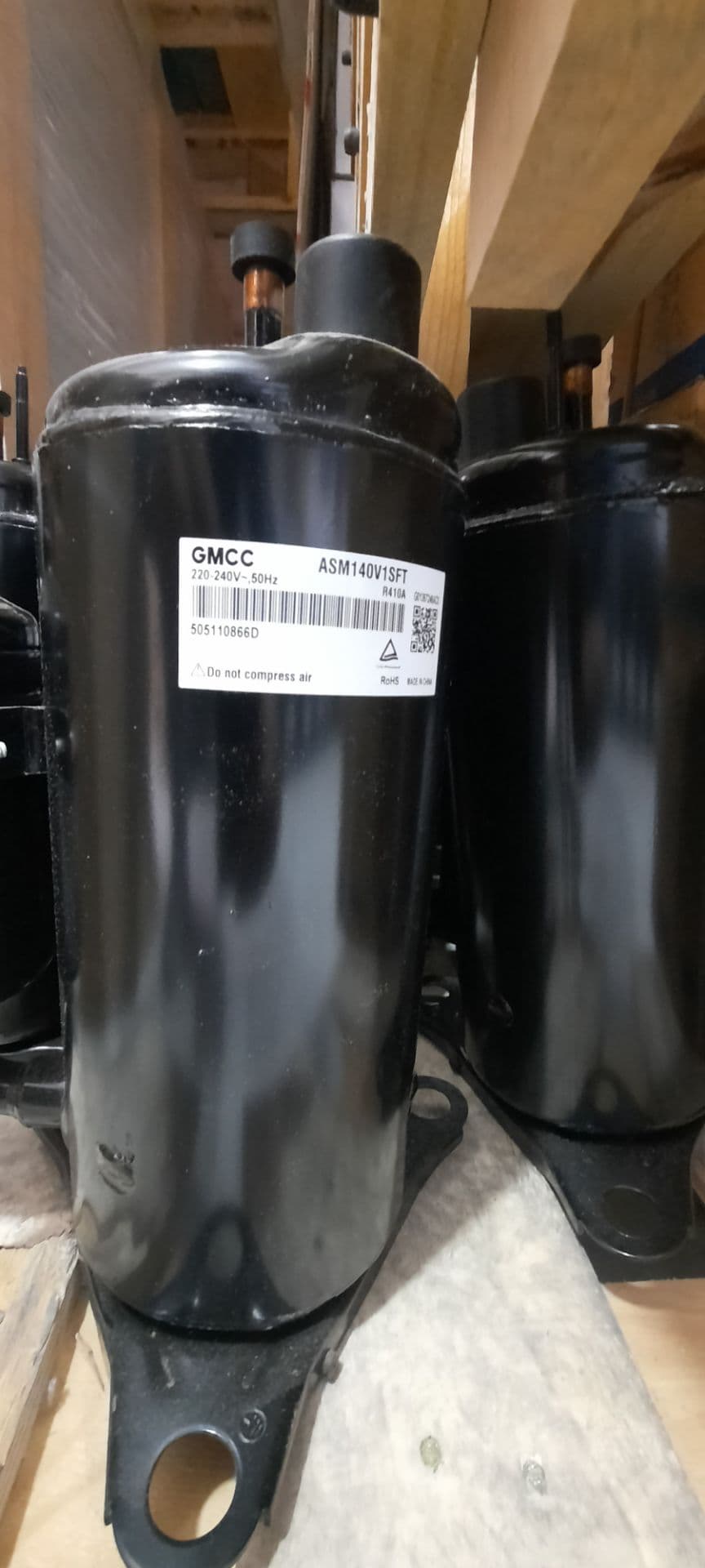 کمپرسور کولرگازی 12هزار گازR410