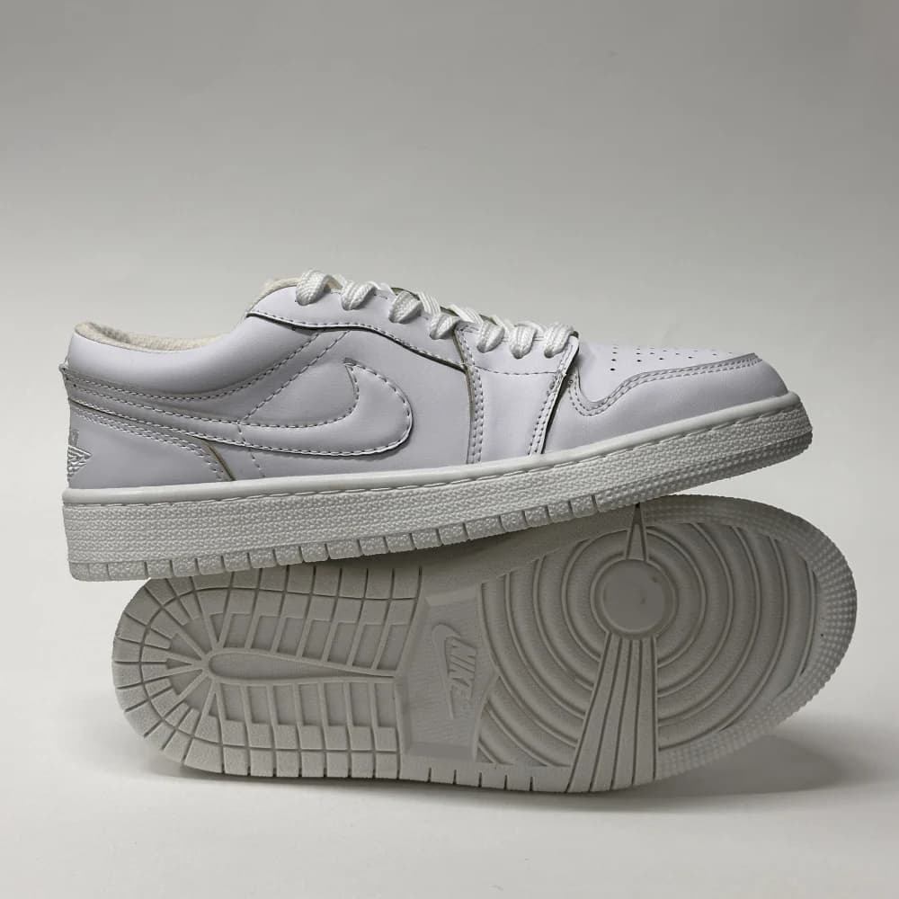 کتونی نایک ایر جردن 1 لو وایت پارتی | Air Jordan 1 Low White Party — تصویر ۴