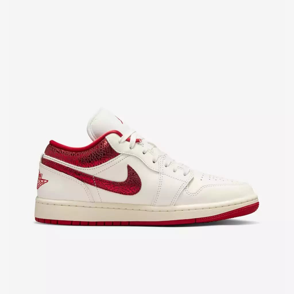 کفش ورزشی زنانه نایکی Air Jordan 1 Low SE Ruby — تصویر ۸