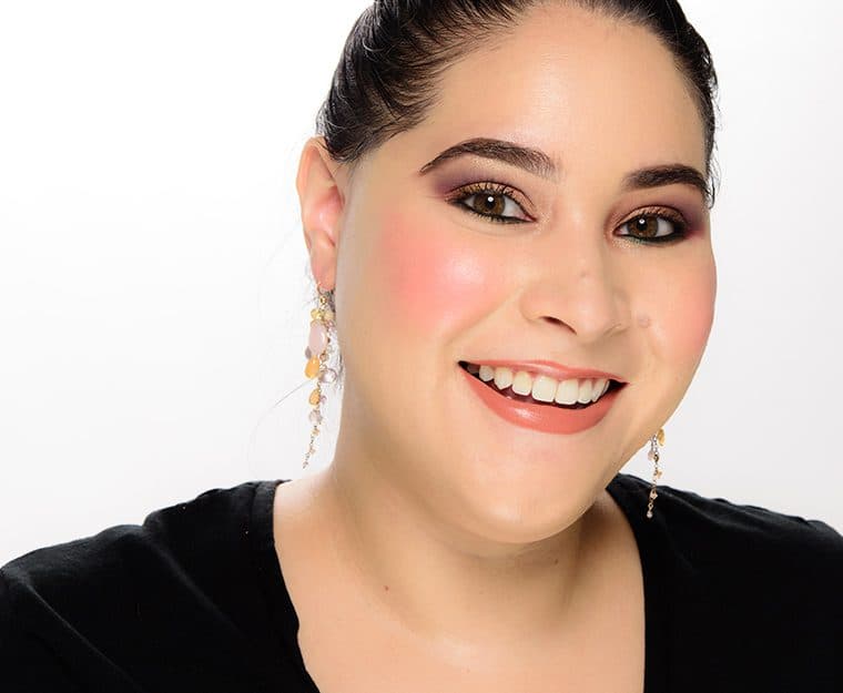 رژگونه دوتایی پاتریک تا رنگ She’s That Girl | Patrick Ta Major Headlines Double-Take Crème & Powder Blush Duo – She’s That Girl — تصویر ۵
