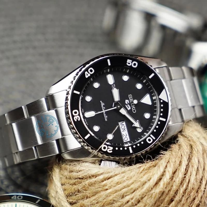 ساعت مردانه سیکو مدل SEIKO SRPK29K1 — تصویر ۱۱