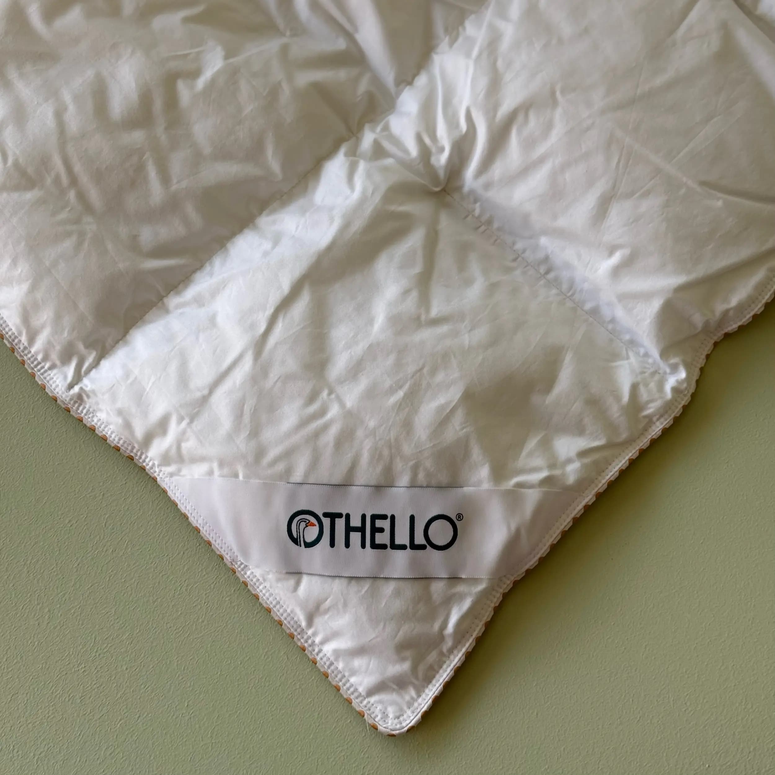 لحاف لایت مدل Cloudia برند Othello دونفره کویین 215×195 — تصویر ۶