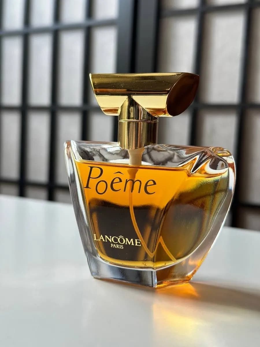 عطر ادکلن لانکوم پوئم زنانه اصل — تصویر ۳
