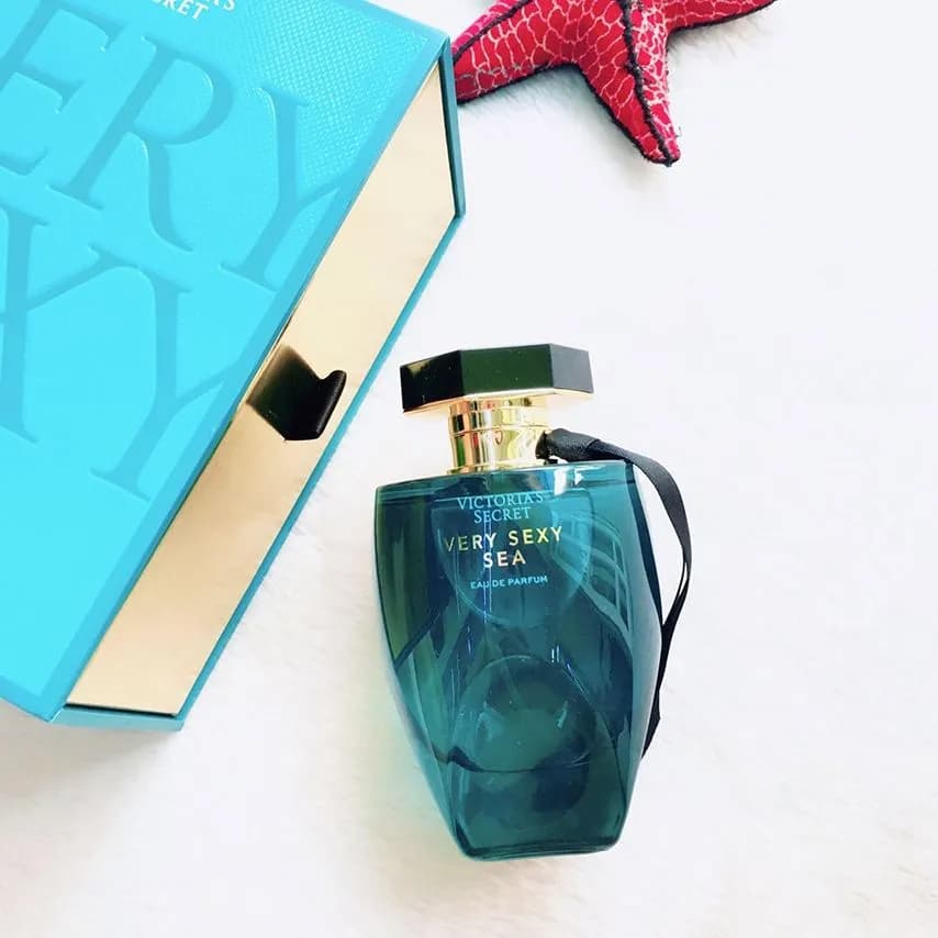 عطر ادکلن ویکتوریا سکرت وری سکسی سی زنانه اصل — تصویر ۸