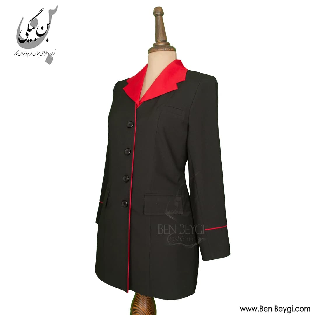مانتو شلوار اداری مشکی خرج کار قرمز یقه انگلیسی پارچه بزیاق کد 35061 — تصویر ۳