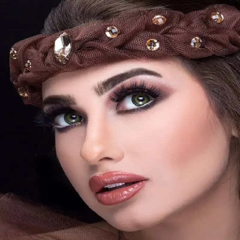 لنز سبز عسلی — تصویر ۳