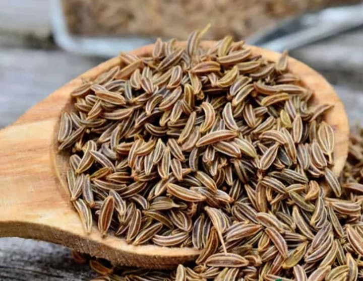 زیره سبز معطر نکوبیده ۵۰۰ گرمی