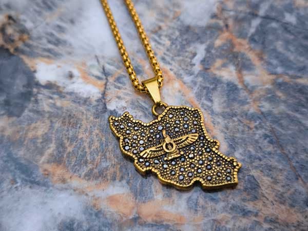 گردنبند نقشه ایران با نماد فروهر | اصالت و هویت ایرانی — تصویر ۷