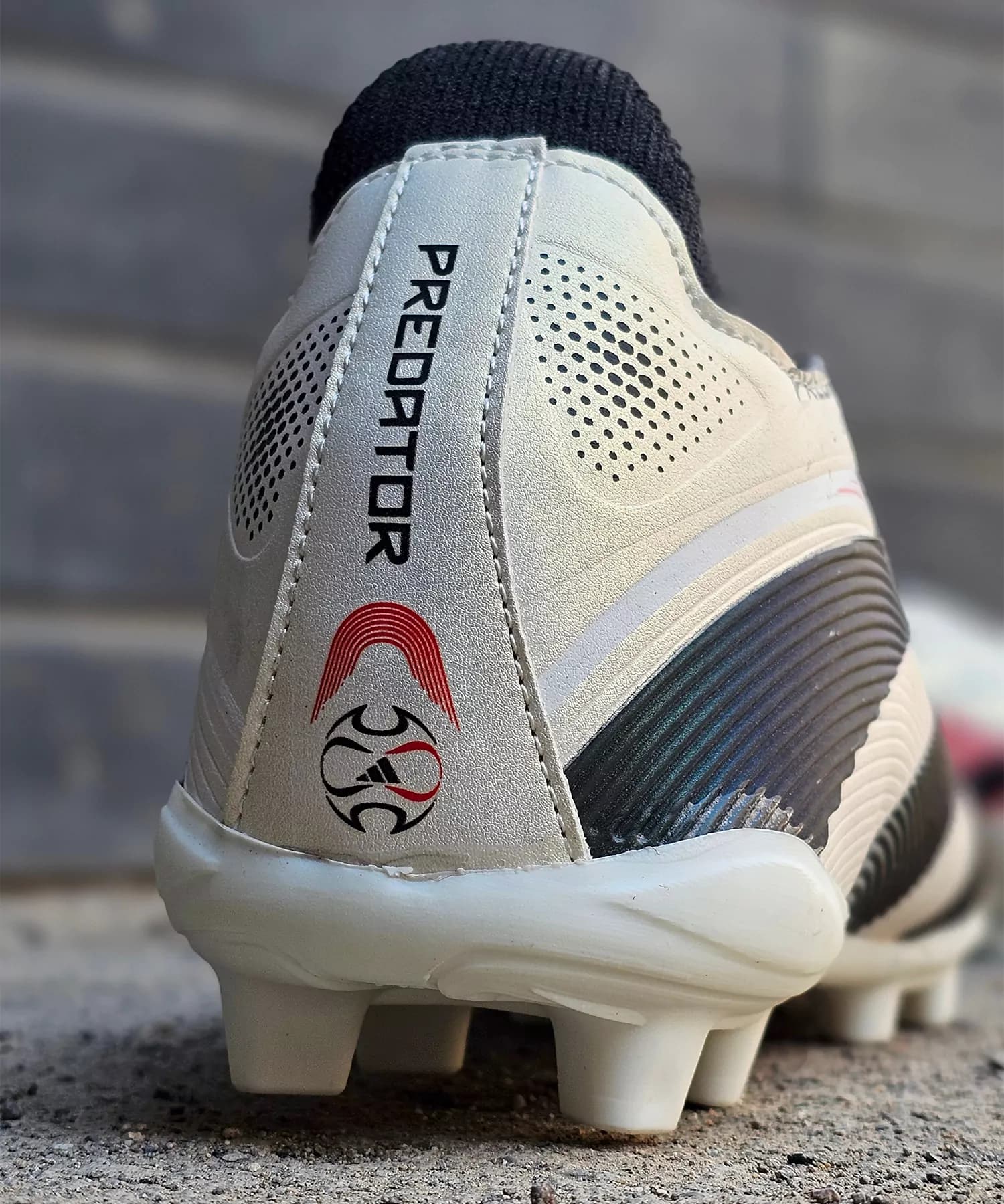 کفش فوتبال آدیداس پردیتور الایت سفید Adidas predator elite (زیره سفید) — تصویر ۶