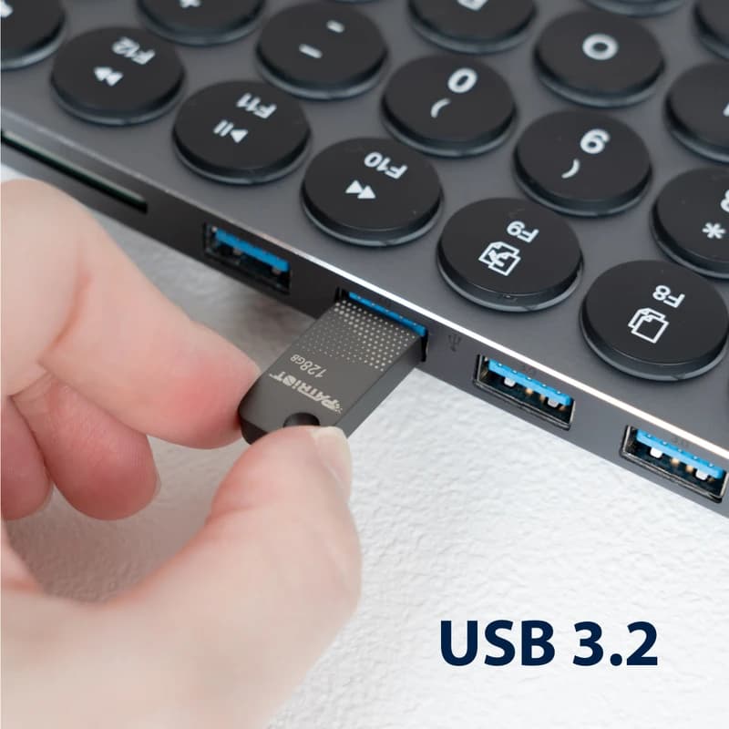 فلش مموری Patriot Tab300 128G USB3.2 — تصویر ۳