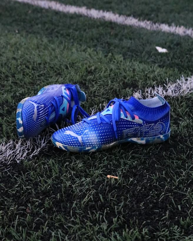 کفش فوتسال پوما فیوچر ۷ سفید آبی Puma future 7 — تصویر ۴