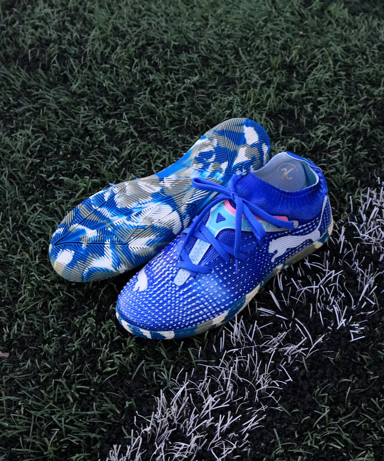 کفش فوتسال پوما فیوچر ۷ سفید آبی Puma future 7 — تصویر ۸