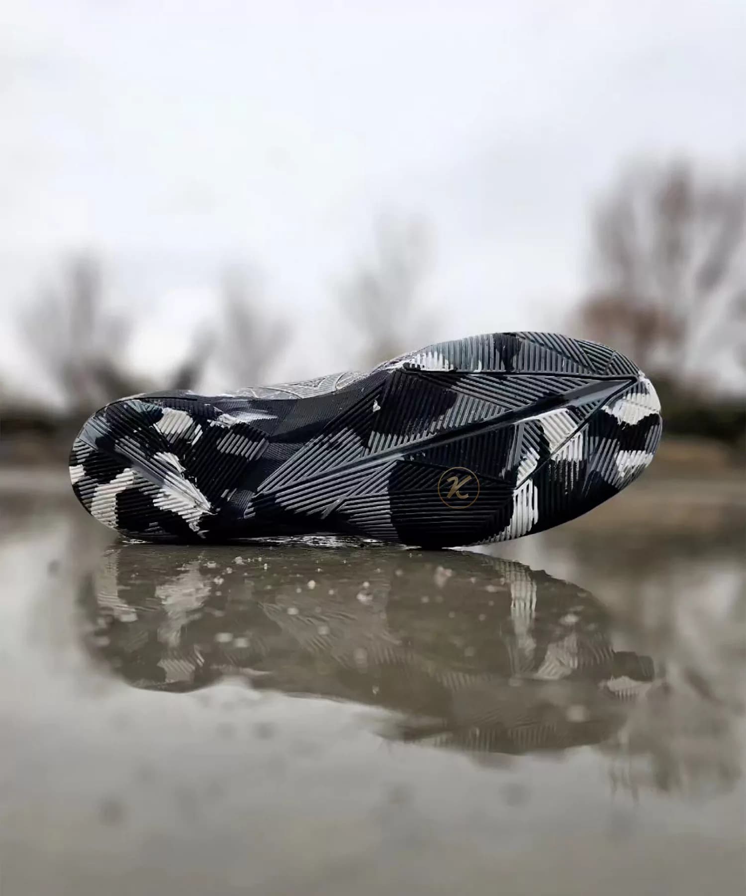 کفش فوتسال میزانو مشکی Mizuno — تصویر ۴