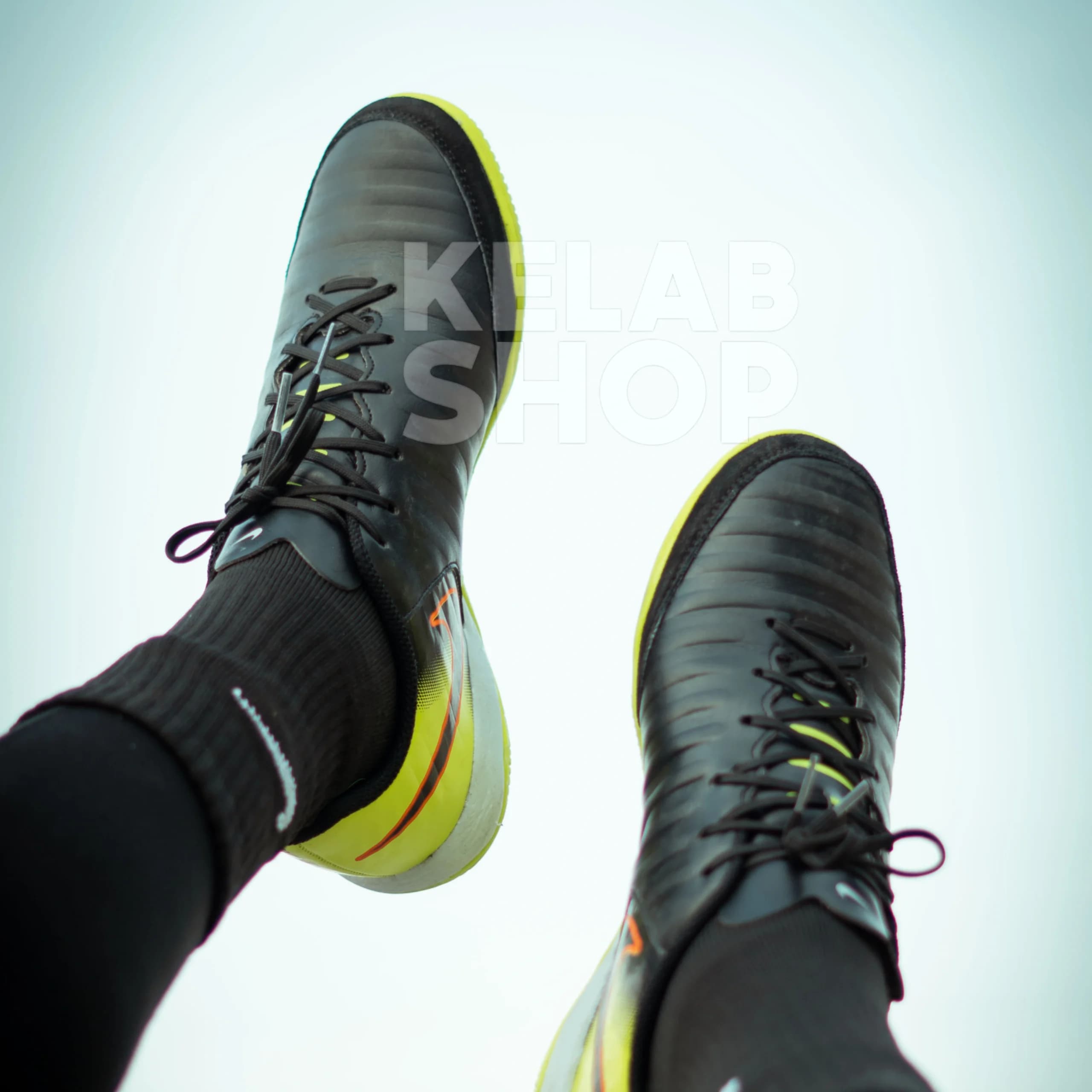 کفش سالنی تمپو ایکس مشکی سبز Nike Tiempo X — تصویر ۶