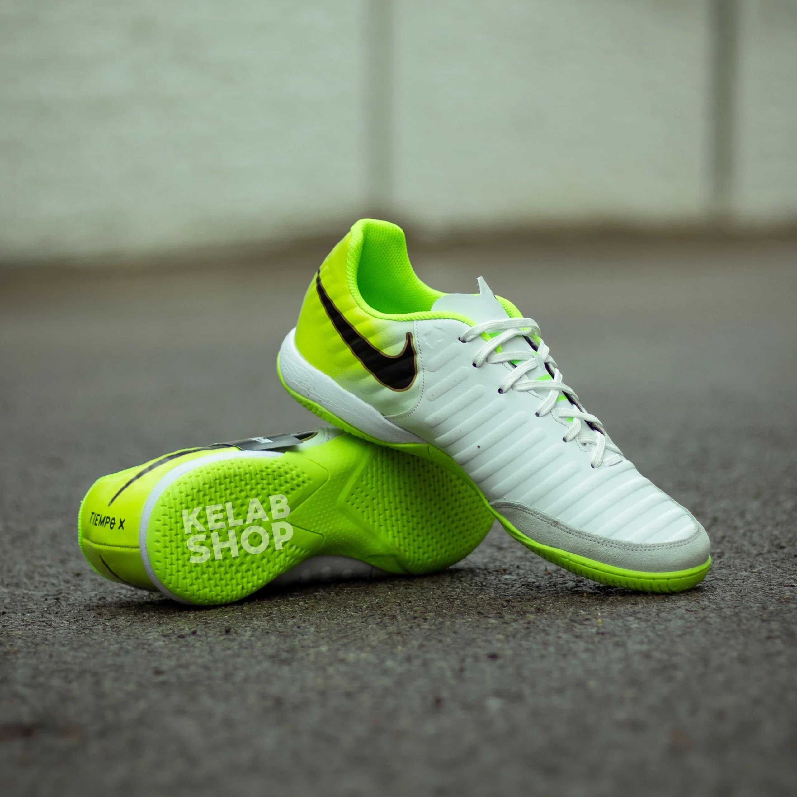 کفش فوتسال تمپو ایکس سفید سبز Nike Tiempo X — تصویر ۷