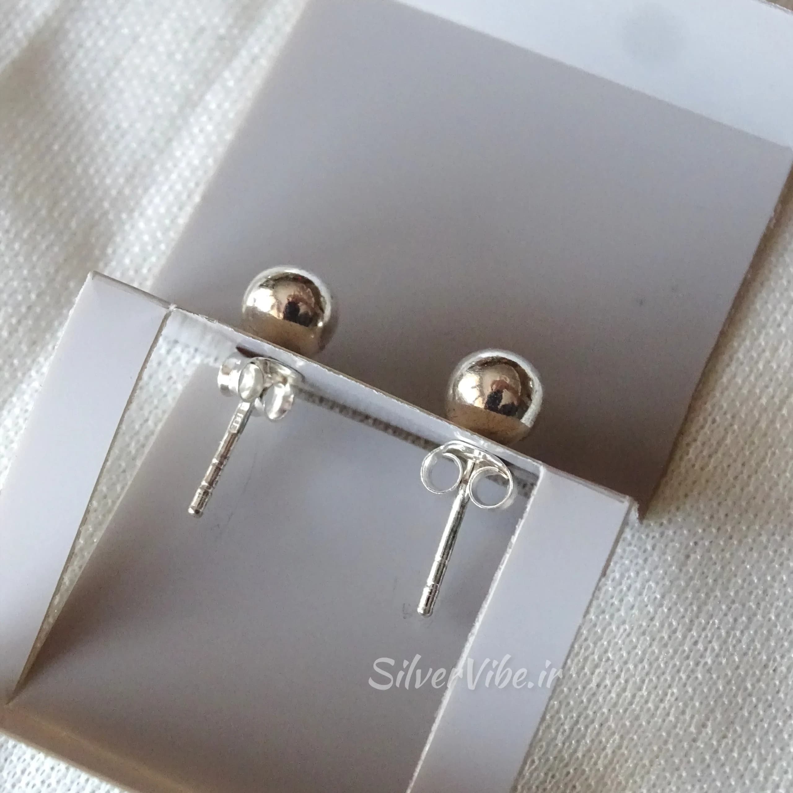 گوشواره نقره زنانه طرح توپی – 0.9 گرم — تصویر ۳