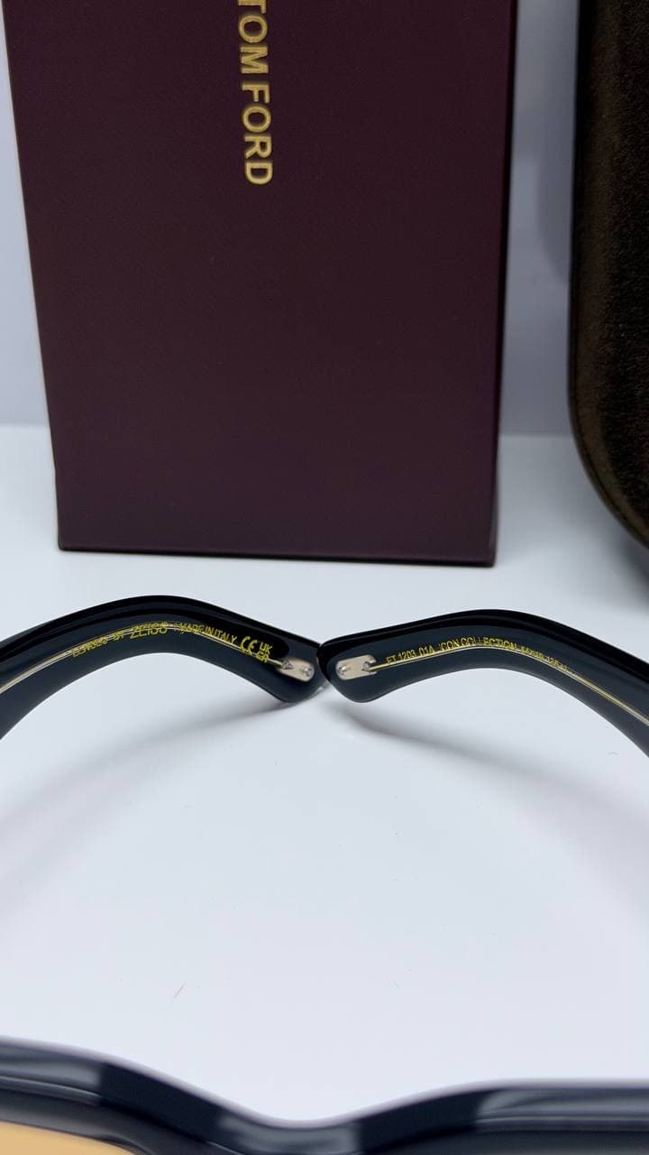 TOM FORD MODEL FT1203 01A SUNGLASSES عینک آفتابی تامفورد مدل FT1203 01A — تصویر ۵