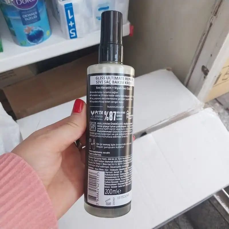 اسپری مو دو فاز گلیس مشکی Gliss Serum Deep Repair – ترمیم موهای خشک و آسیب دیده — تصویر ۴