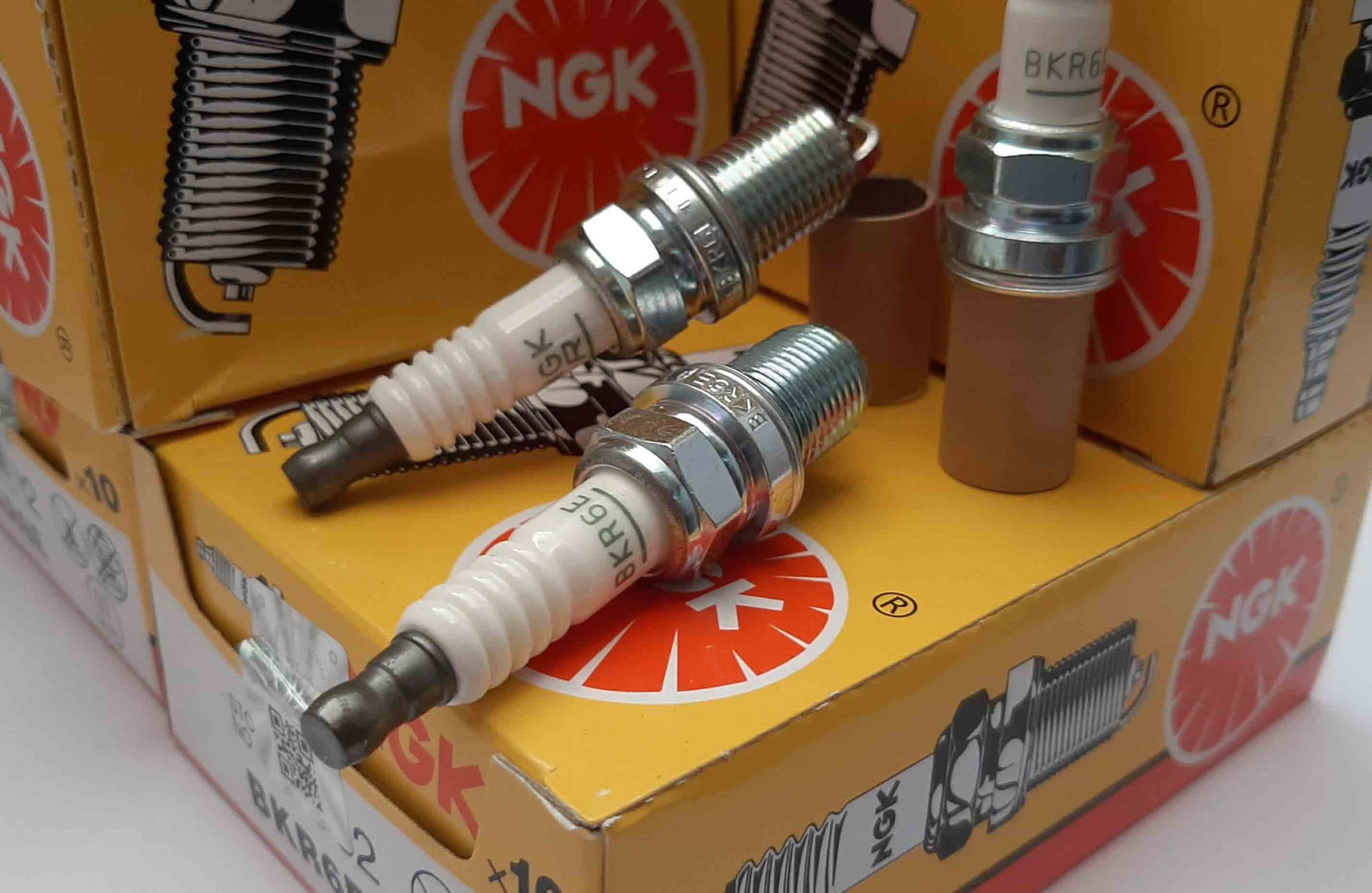 شمع NGK پایه کوتاه BKR6E-6962