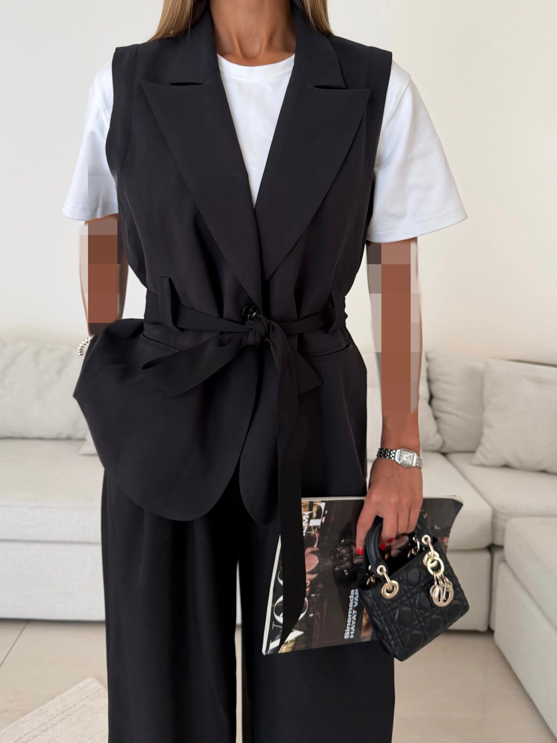 CATTLEYA | The Edit Vest Black