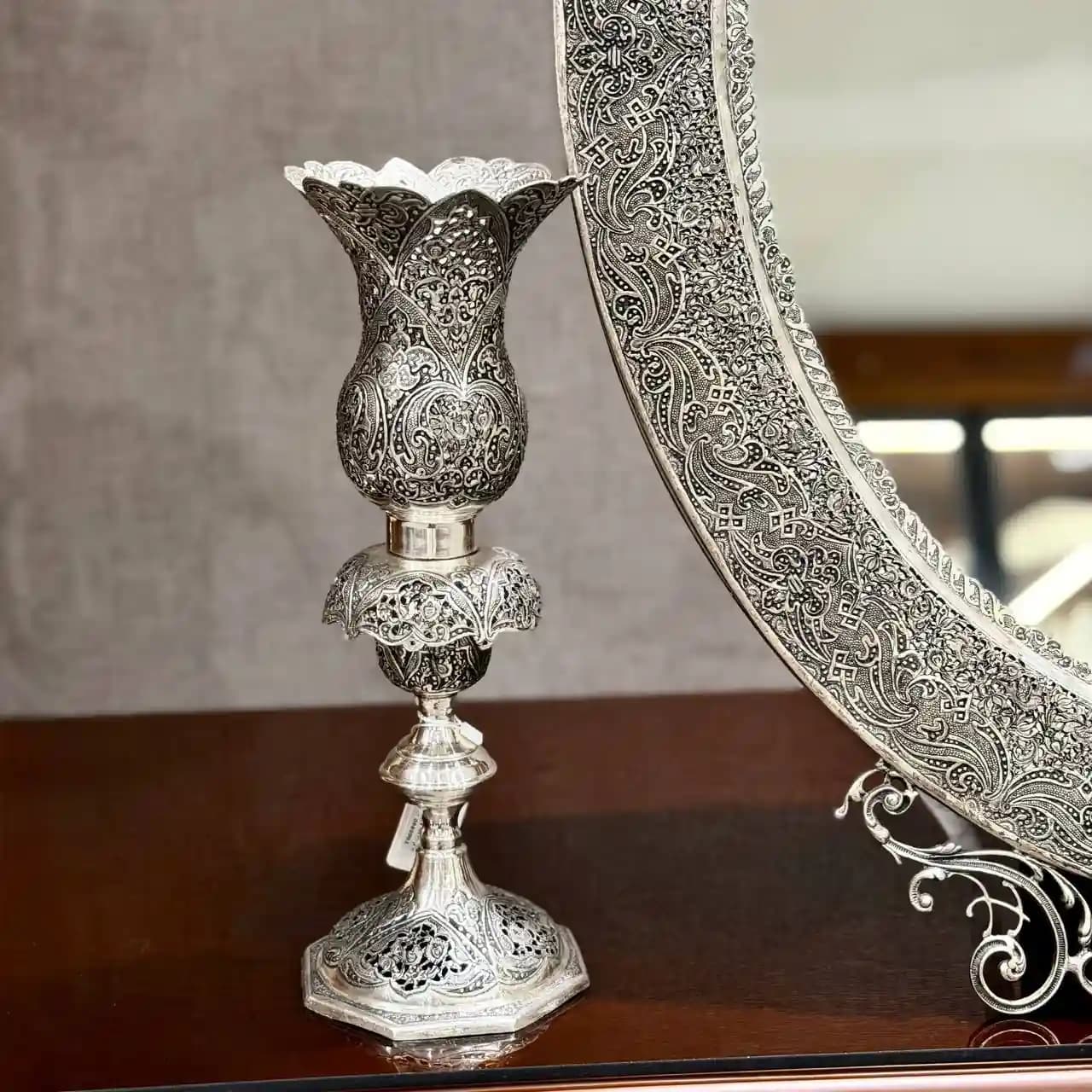 ست آینه بیضی و شمعدان لاله بدون آویز مشبک اعلا — تصویر ۳