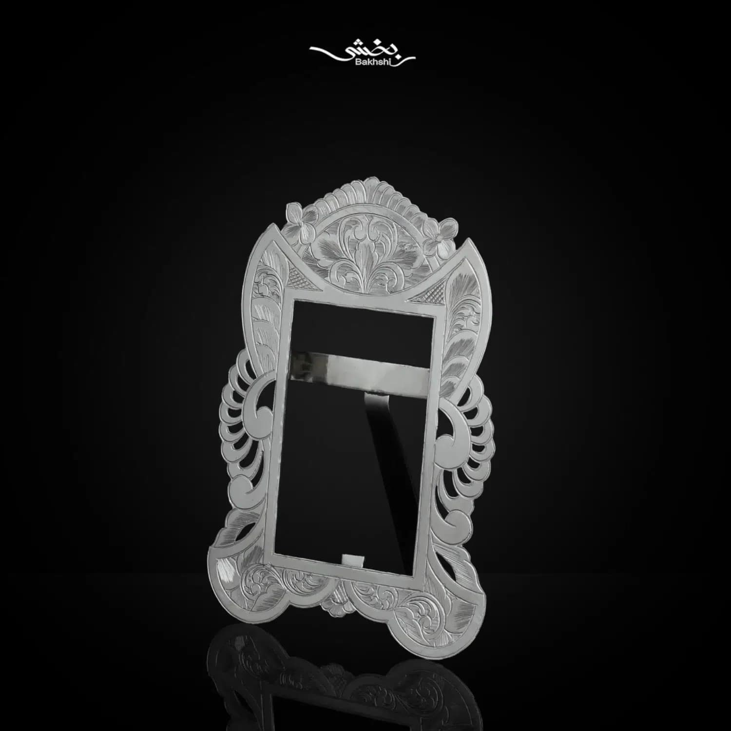 قاب عکس نقره مستطیل قلم تبریز کد 39 — تصویر ۳