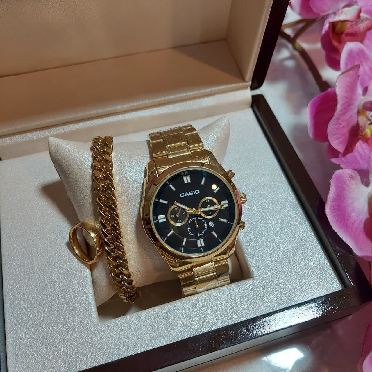 ساعت مچی مردانه کاسیو Casio طرح سه موتور طلایی همراه دستبند کارتیر و حلقه رینگ — تصویر ۵