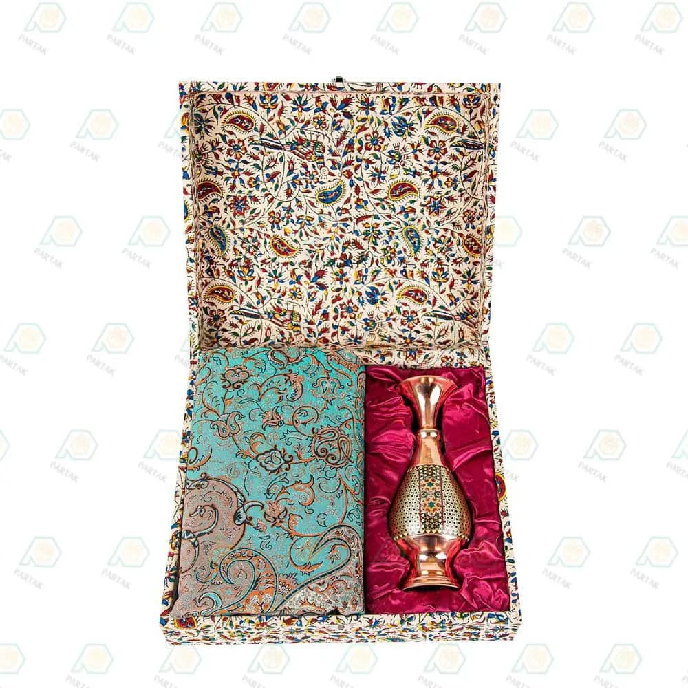 هدیه صنایع دستی گلدان مس و خاتم و ترمه — تصویر ۲