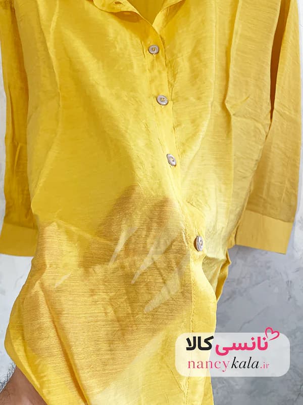 شومیز گره ای زنانه شیشه ای خردلی فری سایز 36 تا 46 — تصویر ۳