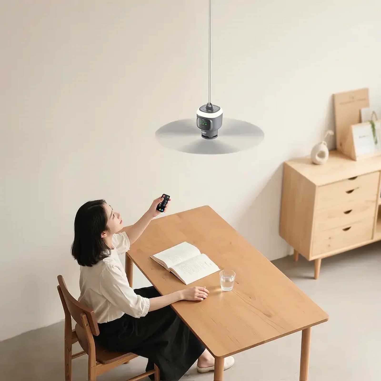 پنکه سقفی شارژی پورودو – Porodo Lifestyle Camping Rechargeable Ceiling Fan — تصویر ۸