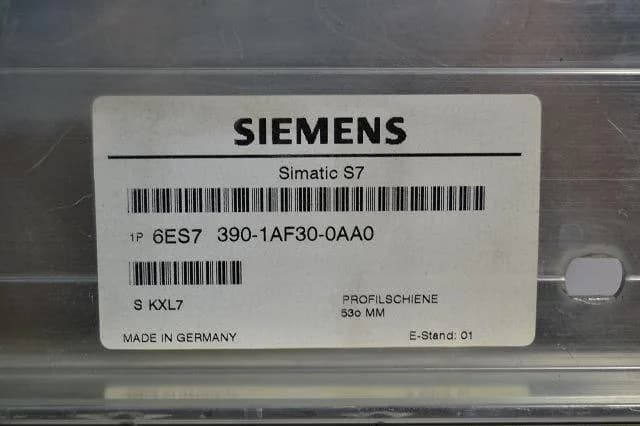 ریل نصب زیمنس SIMATIC S7-300 به طول 530 میلیمتر، کد 6ES7390-1AF30-0AA0 — تصویر ۲