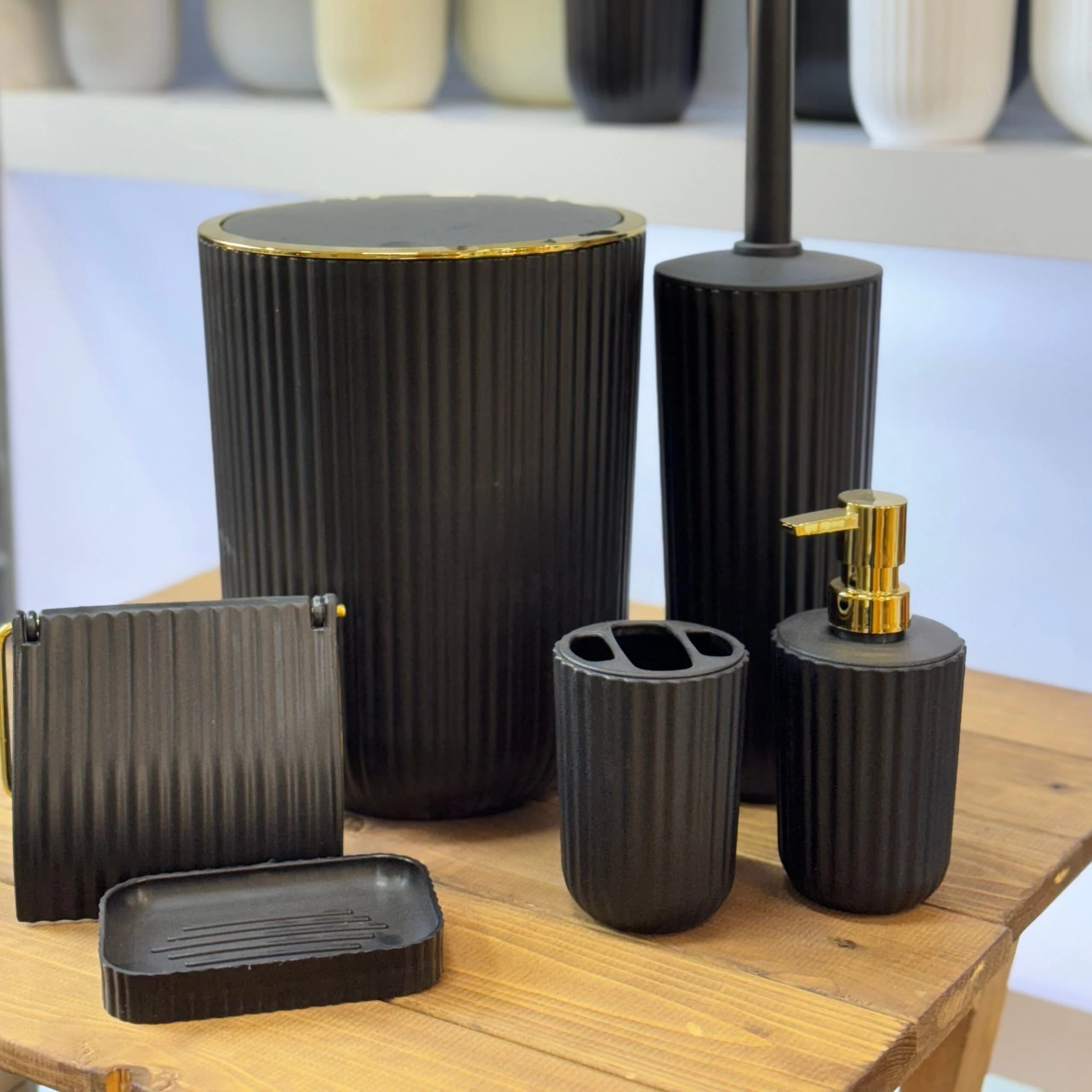 ست بهداشتی 6 پارچه بادبزنی زبرا همارا — تصویر ۳