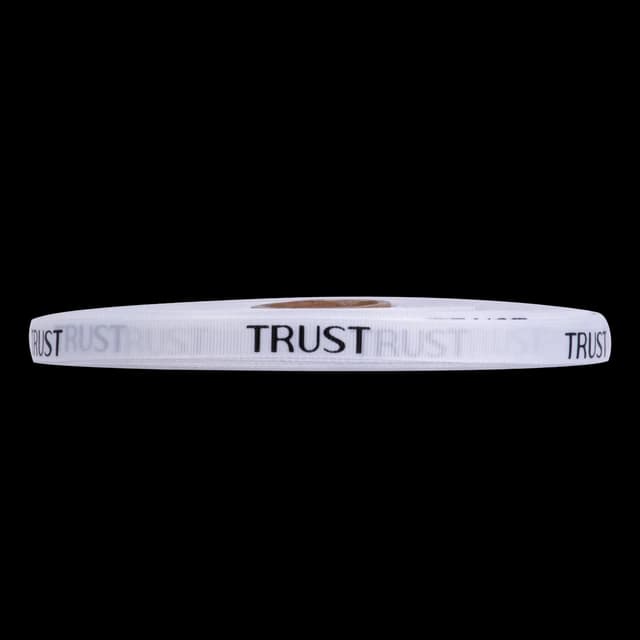 روبان سفید Trust Professional 5 متری با طرح مشکی